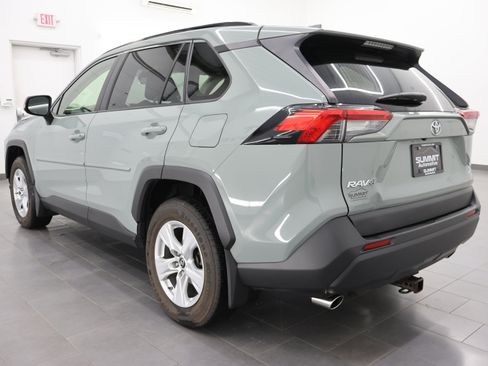 Used 2019 Toyota RAV4 XLE w/ Convenience Package image 6