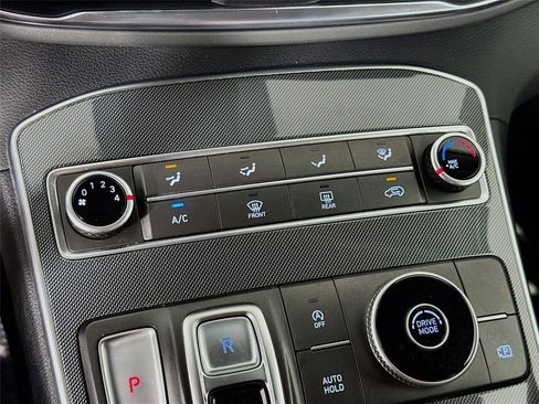 Certified 2022 Hyundai Santa Fe SEL FWD image 16