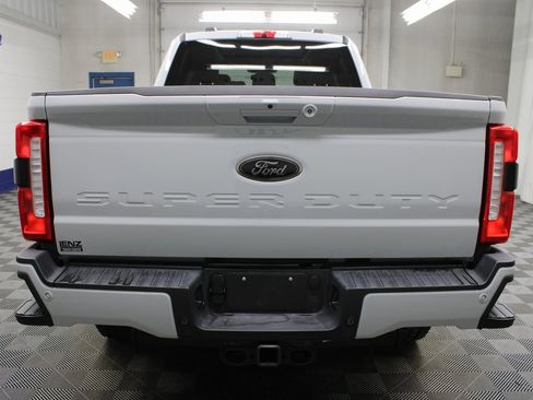 Used 2025 Ford F350 Lariat w/ Black Appearance Package image 43