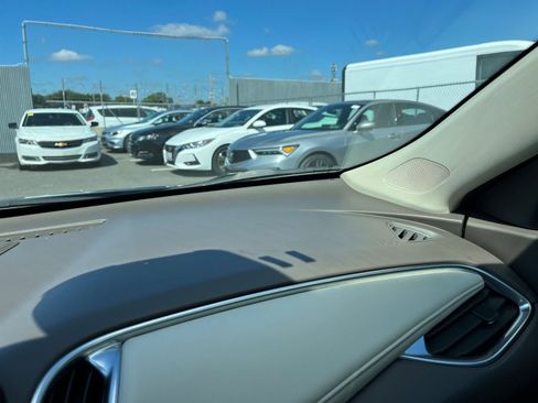 Used 2024 Chevrolet Malibu LT image 35