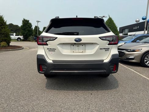 Used 2021 Subaru Outback Onyx Edition XT AWD/4WD image 4