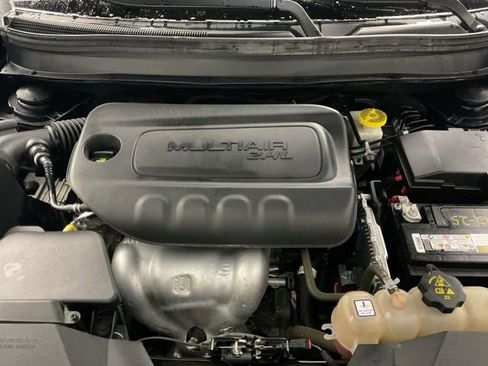 Used 2021 Jeep Cherokee Latitude Plus image 21