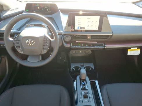 New 2026 Toyota Prius Plug-In Hybrid FWD image 10