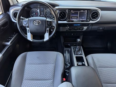 Certified 2022 Toyota Tacoma SR5 image 13