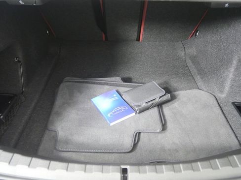 Used 2025 BMW 330i Sedan image 17