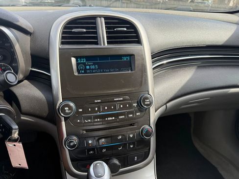 Used 2016 Chevrolet Colorado LT w/ LT Convenience Package image 17