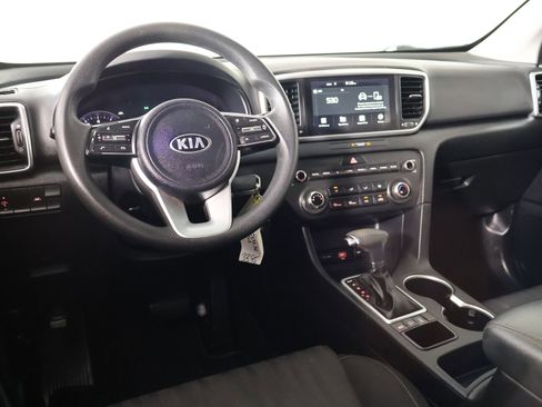Used 2021 Kia Sportage LX AWD/4WD image 2