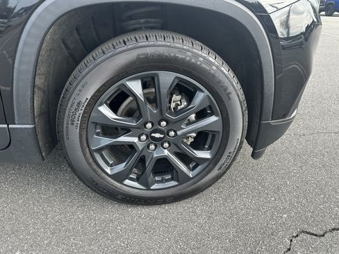 Used 2020 Chevrolet Traverse RS FWD image 12