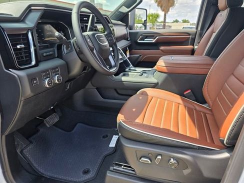 New 2026 GMC Sierra 2500 Denali Ultimate AWD/4WD image 11