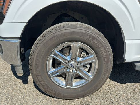 Used 2025 Ford F150 XLT w/ Equipment Group 301A Standard AWD/4WD image 9