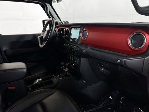 Used 2022 Jeep Gladiator Rubicon w/ Cold Weather Group image 28
