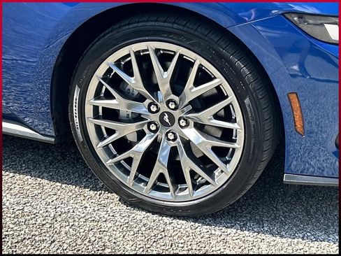 Used 2024 Ford Mustang GT Premium RWD image 9
