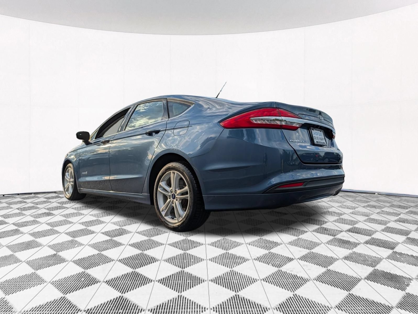 Used 2018 Ford Fusion S FWD image 10
