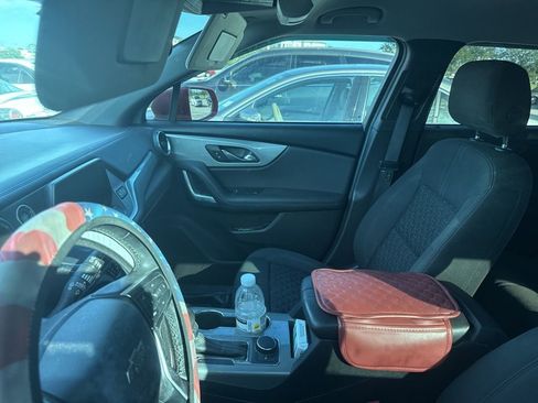 Used 2019 Chevrolet Blazer LT image 8