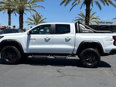 New 2026 Chevrolet Colorado ZR2 w/ Midnight Edition AWD/4WD image 6