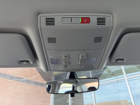 Used 2023 Volkswagen Jetta S image 23