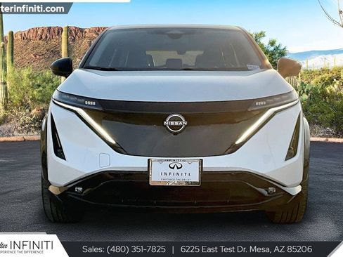 Used 2024 Nissan Ariya AWD image 3
