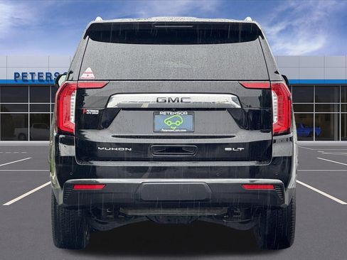 Certified 2022 GMC Yukon SLT w/ SLT Premium Package AWD/4WD image 5
