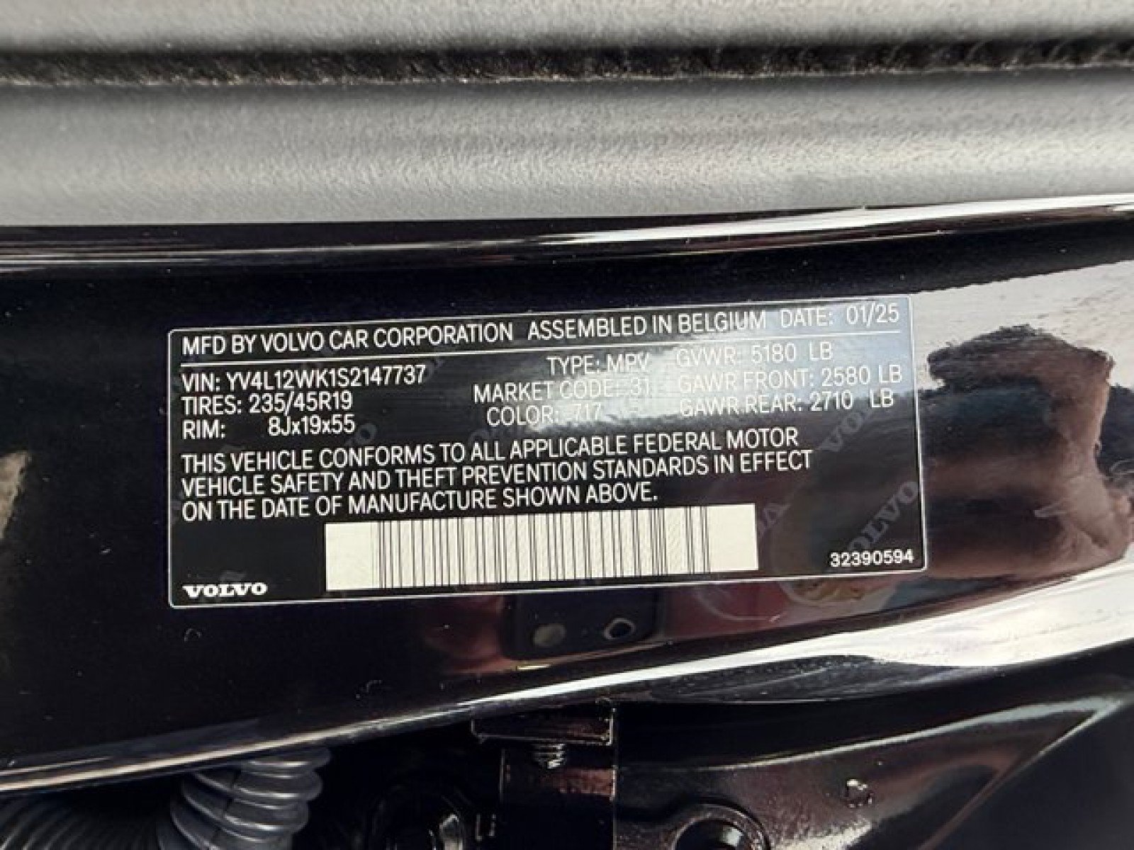 Used 2025 Volvo V60 B5 Cross Country Plus AWD/4WD image 23