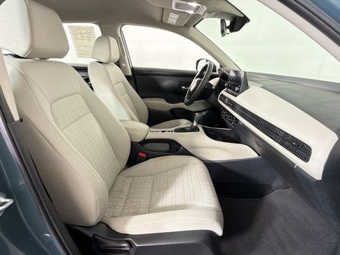 Used 2025 Honda HR-V LX image 29