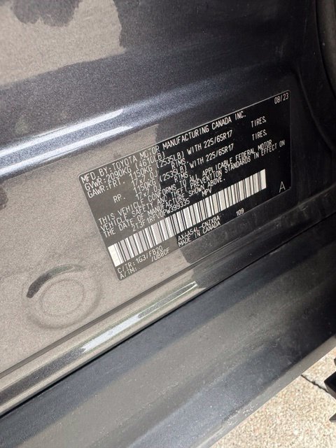 Used 2023 Toyota RAV4 LE AWD/4WD image 13