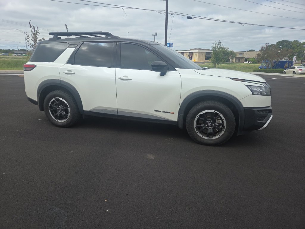 Used 2024 Nissan Pathfinder Rock Creek AWD/4WD image 13