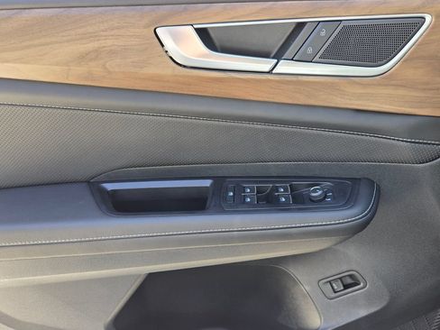 Certified 2026 Volkswagen Atlas SE w/ Panoramic Sunroof Package FWD image 31