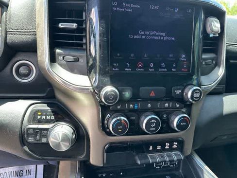 Used 2019 RAM 1500 Laramie AWD/4WD image 11