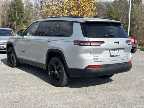 New 2025 Jeep Grand Cherokee L Limited w/ Luxury Tech Group II AWD/4WD image 5