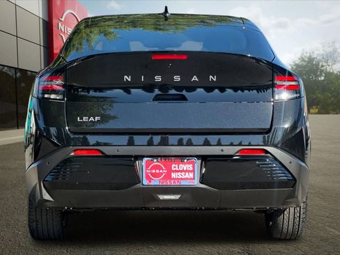New 2026 Nissan Leaf SV+ w/ Floor Mat Package (SV+) image 8