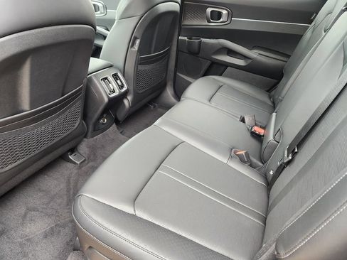 New 2026 Kia Sorento S AWD/4WD image 9