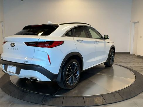Certified 2025 INFINITI QX55 Luxe w/ Cargo Package AWD/4WD image 8