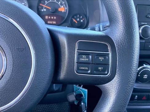 Used 2016 Jeep Compass Sport w/ Power Value Group image 25