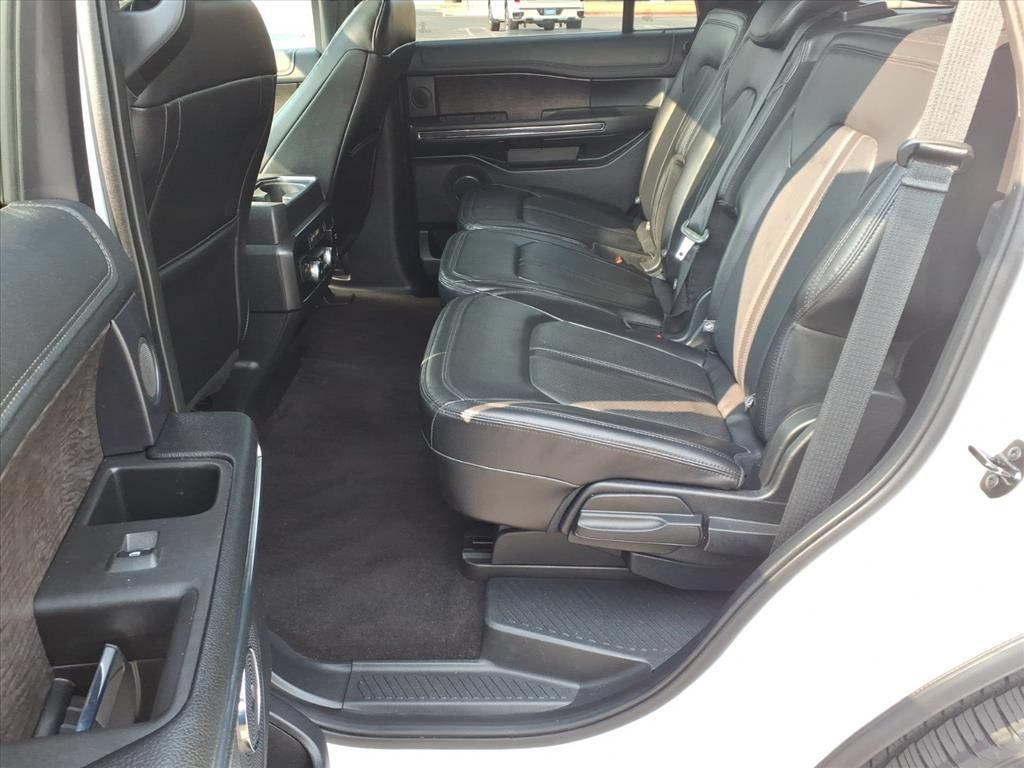 Used 2021 Ford Expedition Limited AWD/4WD image 23