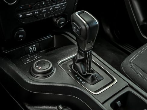 Used 2022 Ford Ranger XLT w/ Equipment Group 301A Mid image 25