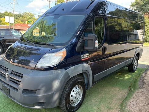 Used 2017 RAM ProMaster 2500 FWD image 3