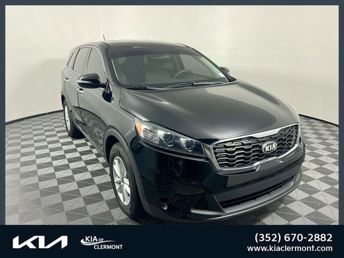 Used 2020 Kia Sorento LX w/ LX I4 Convenience Package image 1