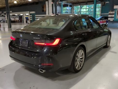 Certified 2023 BMW 330i xDrive Sedan w/ Convenience Package AWD/4WD image 8