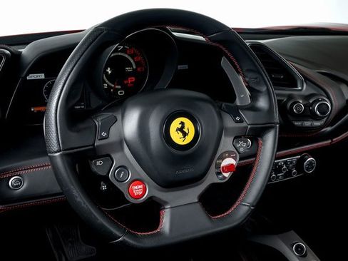 Used 2017 Ferrari 488 GTB image 36