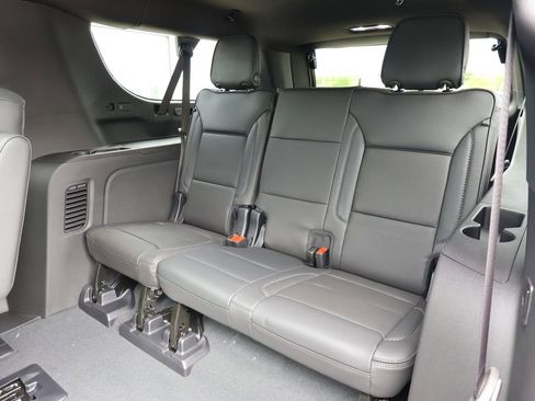 New 2026 GMC Yukon XL Denali w/ Denali Reserve Package AWD/4WD image 31