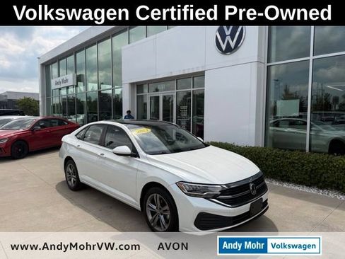 Used 2023 Volkswagen Jetta SE FWD image 1