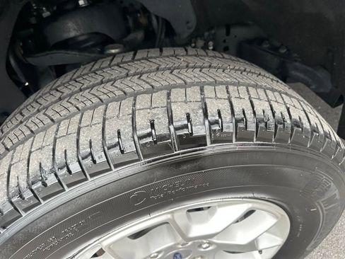 Used 2023 Ford F150 XLT AWD/4WD image 13