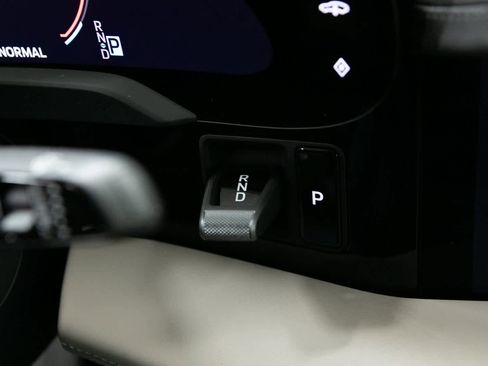 Certified 2025 Porsche Taycan image 26