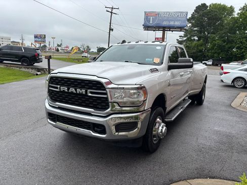Used 2022 RAM 3500 Big Horn AWD/4WD image 3