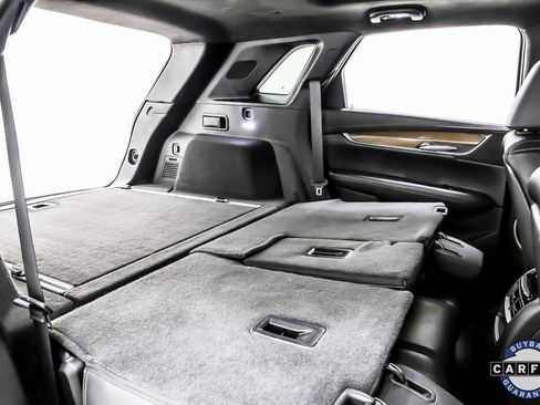 Used 2019 Cadillac XT5 Platinum image 32