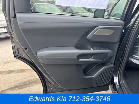 New 2027 Kia Telluride S image 11