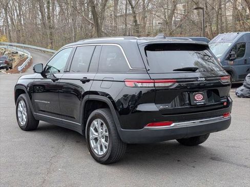 Used 2024 Jeep Grand Cherokee Limited AWD/4WD image 8