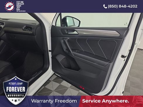 Used 2023 Volkswagen Tiguan SE R-Line FWD image 36
