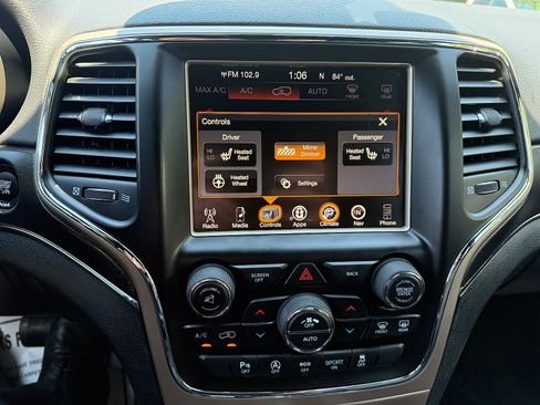 Certified 2016 Jeep Grand Cherokee Limited AWD/4WD image 24