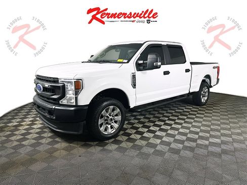 Used 2022 Ford F250 XL w/ Power Equipment Group image 3